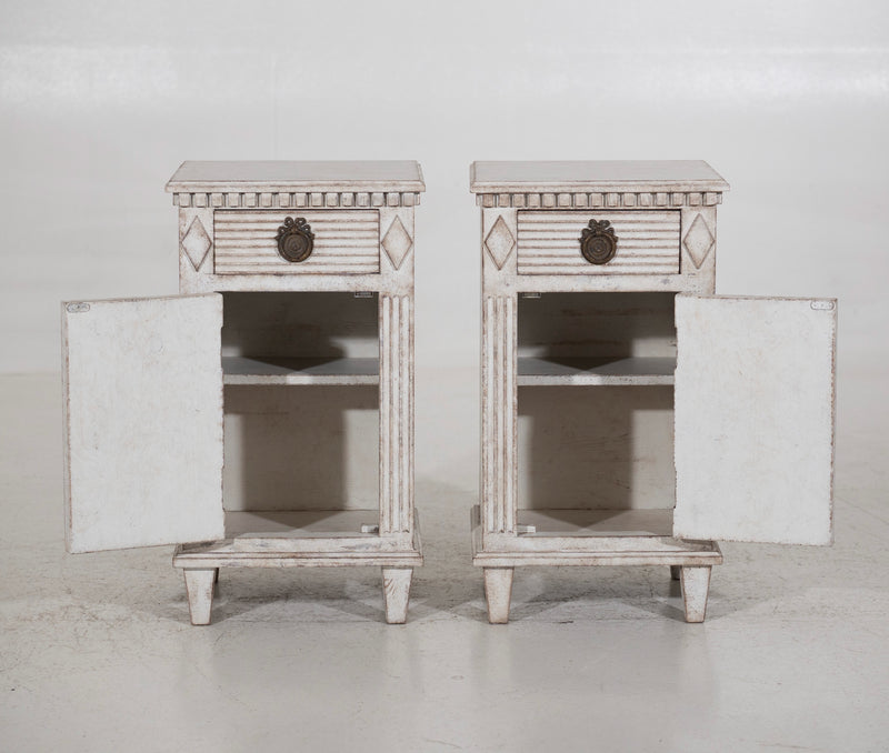 Pair of bedside tables, 19th C. - Selected Design & Antiques