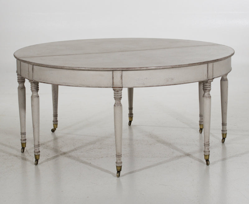 Large castle extension table, circa 1810 - Selected Design & Antiques