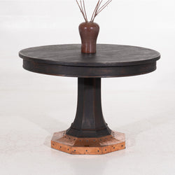 Fine round centertable in black, circa 1900. - Selected Design & Antiques