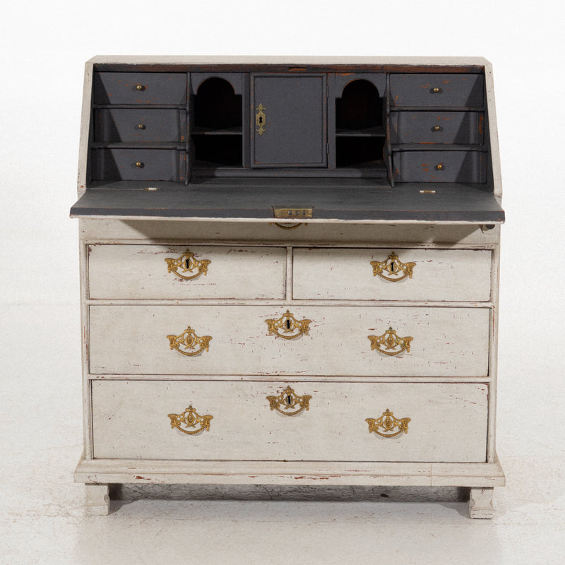 Scandinavian bureau, circa 1790. - Selected Design & Antiques