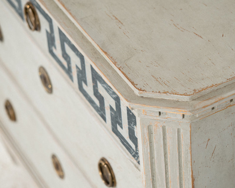 Wonderful pair of Gustavian style chests, circa 100 years old. - Selected Design & Antiques