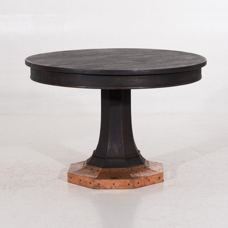Fine round centertable in black, circa 1900. - Selected Design & Antiques
