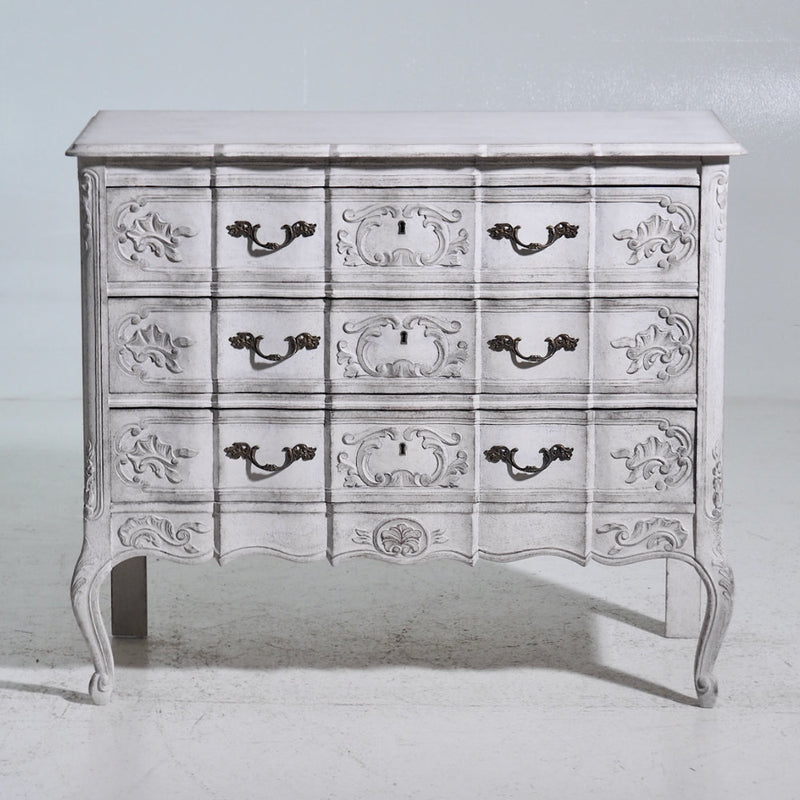 French or Italian chest of drawers - Selected Design & Antiques