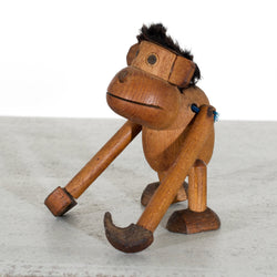 Wooden carved monkey, 1950s. - Selected Design & Antiques