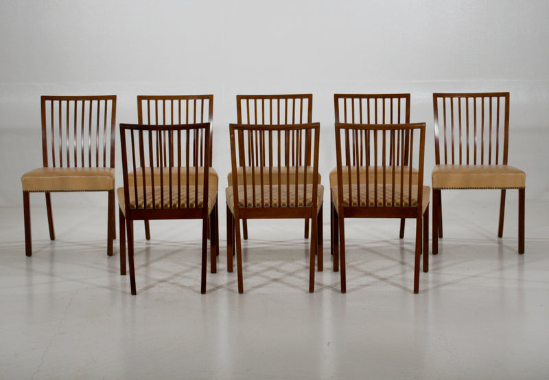 Eight fantastic mahogany chairs, circa 1960’s - Selected Design & Antiques