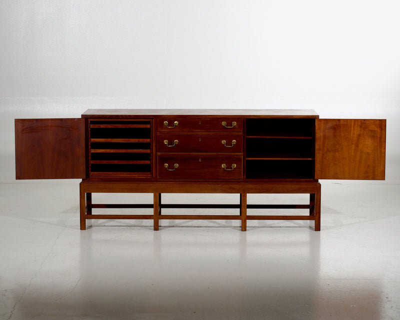 Danish sideboard, 1940s - Selected Design & Antiques
