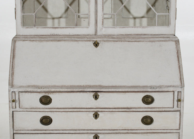European two-parts vitrine cabinet, circa 1790 - Selected Design & Antiques
