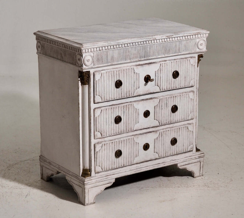 Amazing Danish chest, circa 1780 - 1810 - Selected Design & Antiques