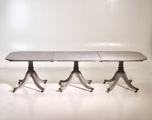 European three-pillar table, 19h C. - Selected Design & Antiques