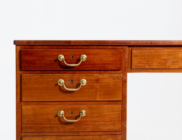 Desk by Ole Wanscher (1903 - 1985) with original hardware - Selected Design & Antiques