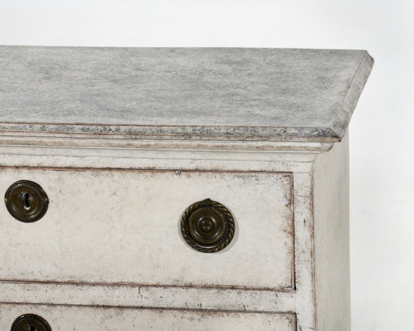 European chest, circa 1790 - 1810 - Selected Design & Antiques