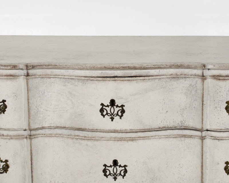 Danish chests of drawers, circa 1750 - Selected Design & Antiques
