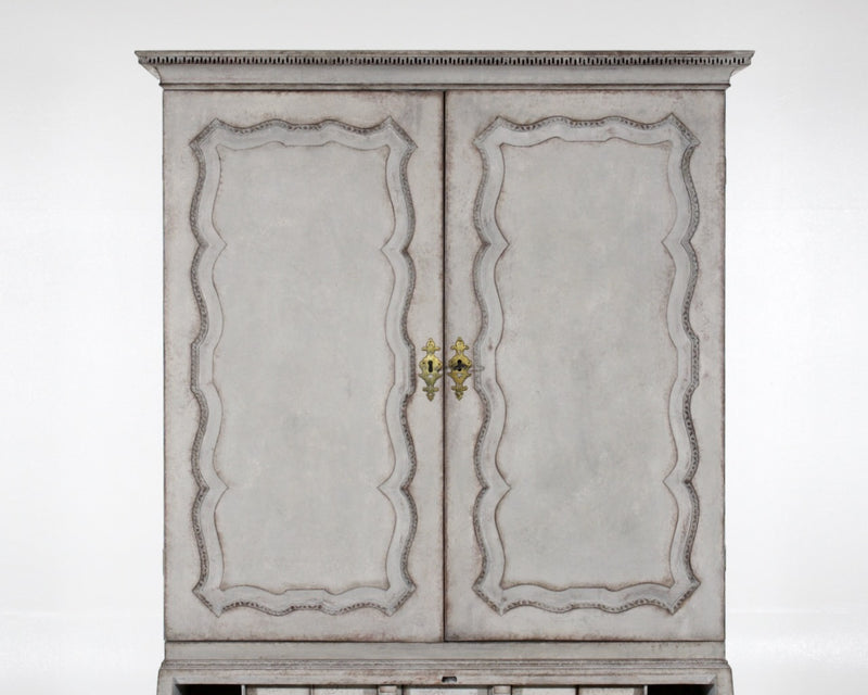 Scandinavian two-parts bureau, circa 1770 - 80 - Selected Design & Antiques