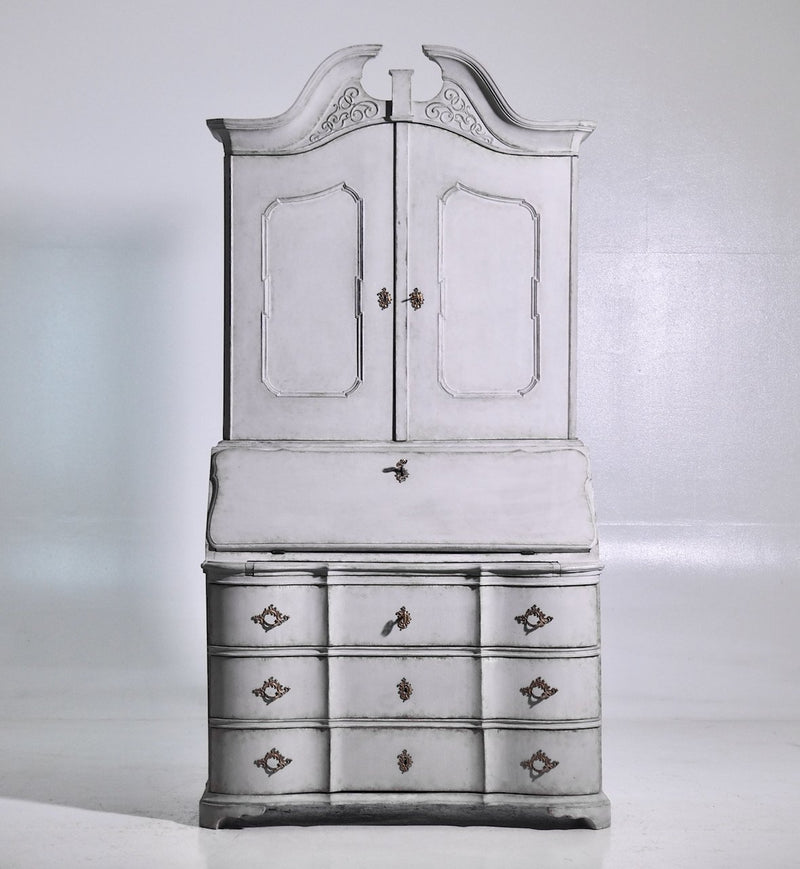 Scandinavian two-parts bureau, 1750 - Selected Design & Antiques